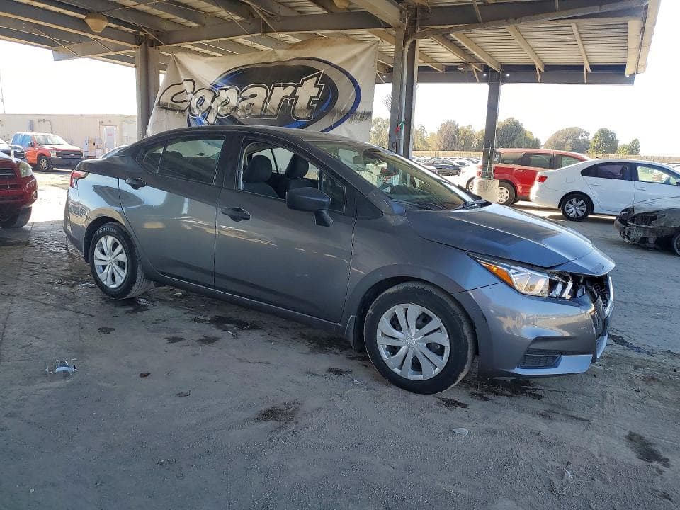 2021 NISSAN VERSA S 4