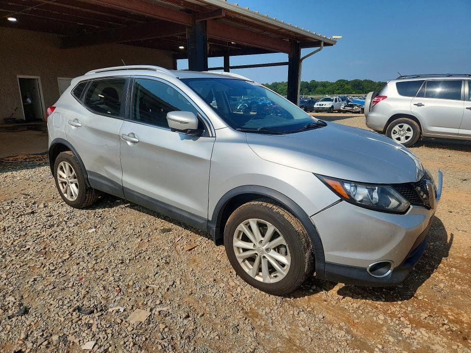 2017 NISSAN ROGUE SPORT SV 4