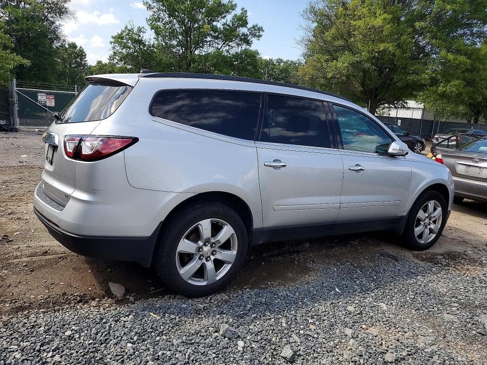 2017 CHEVROLET TRAVERSE LT 3