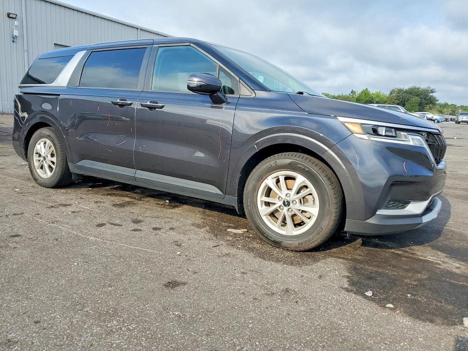 2024 KIA CARNIVAL LX 4