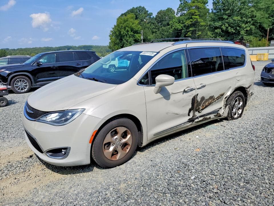 2017 CHRYSLER PACIFICA TOURING L PLUS - 1