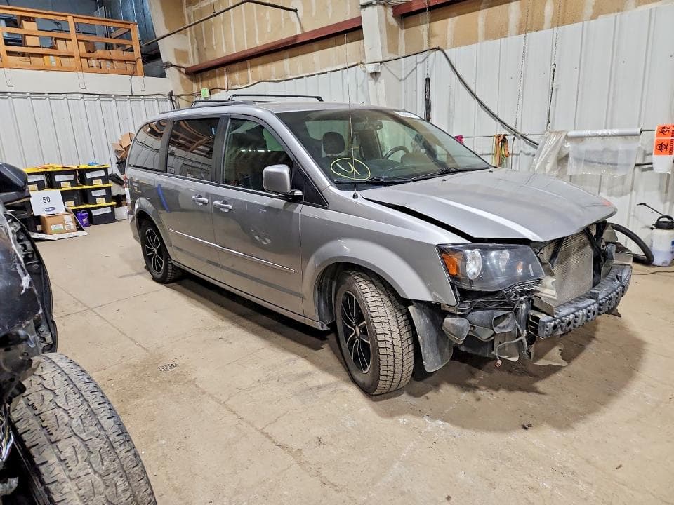 2017 DODGE GRAND CARAVAN GT 4