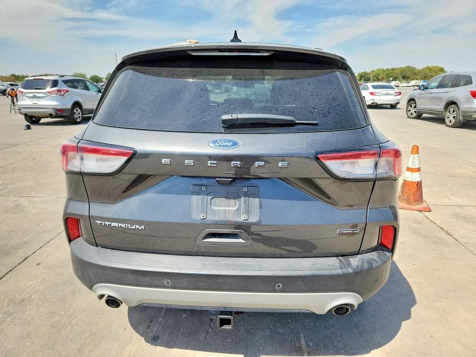 2020 FORD ESCAPE TITANIUM 6