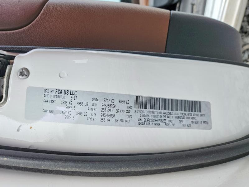 2017 CHRYSLER PACIFICA LIMITED 13