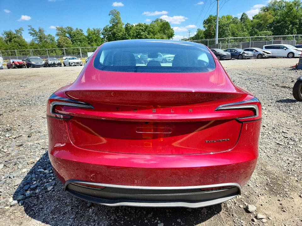 2026 TESLA MODEL 3 6