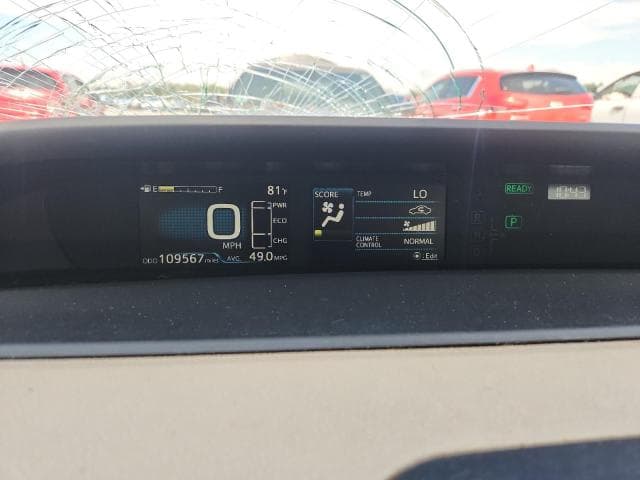 2019 TOYOTA PRIUS XLE 9