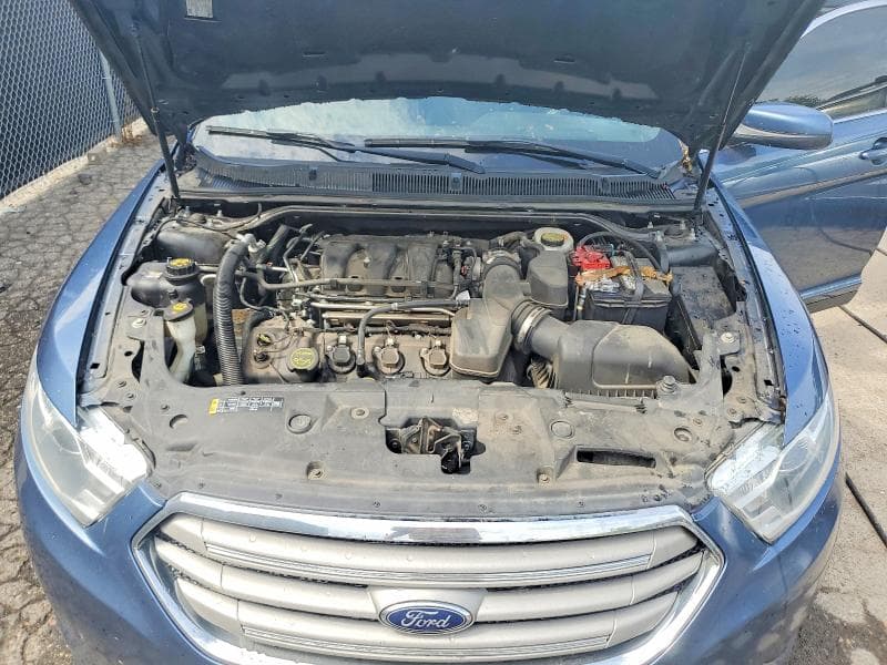 2018 FORD TAURUS SEL 11