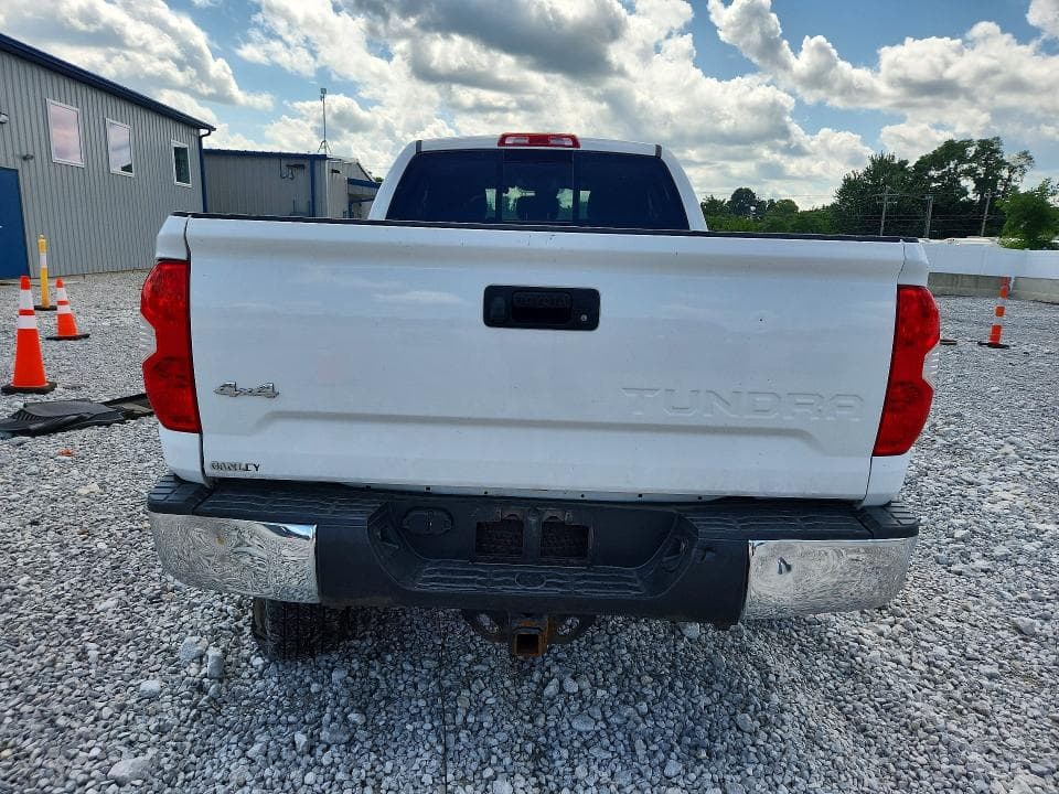 2019 TOYOTA TUNDRA SR5 6