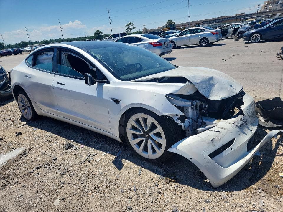 2023 TESLA MODEL 3 4