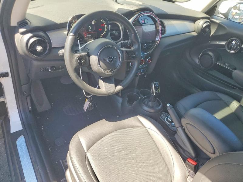 2023 MINI COOPER 8