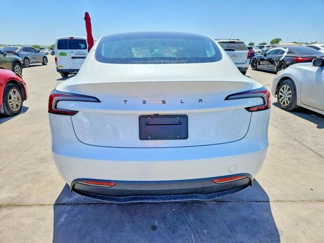 2026 TESLA MODEL 3 6