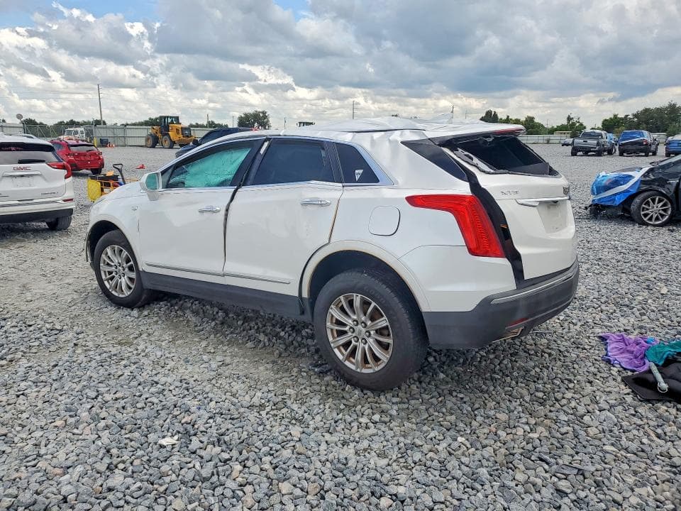 2017 CADILLAC XT5 2