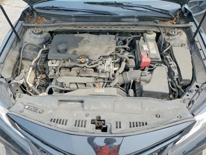 2018 TOYOTA CAMRY SE 11