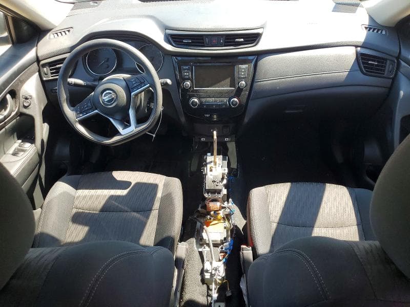 2019 NISSAN ROGUE S 8