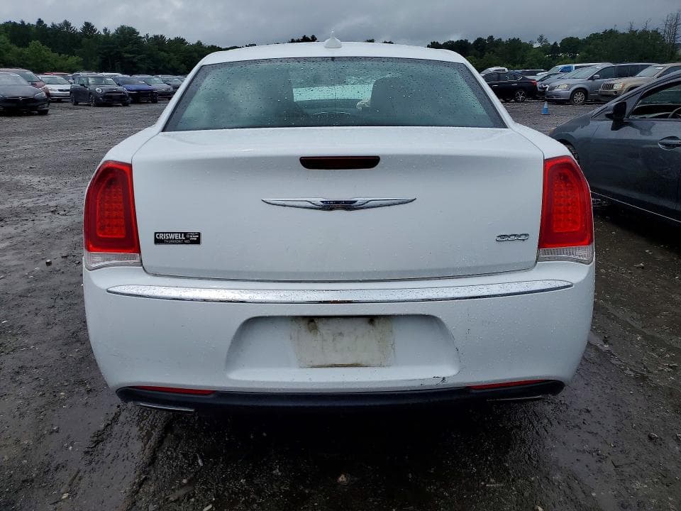 2017 CHRYSLER 300 LIMITED 6