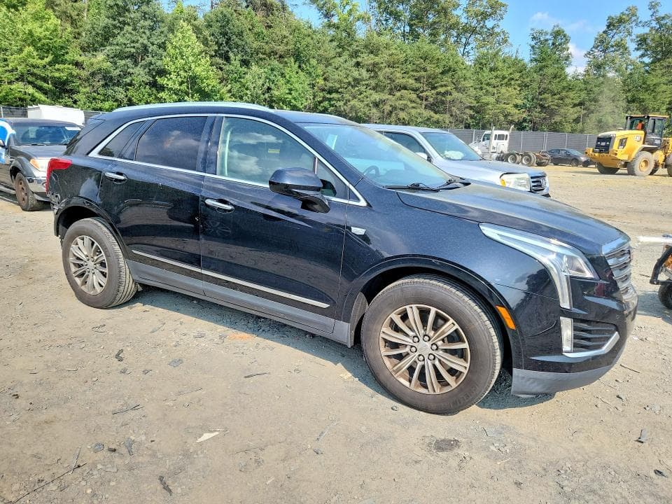 2017 CADILLAC XT5 LUXURY 4