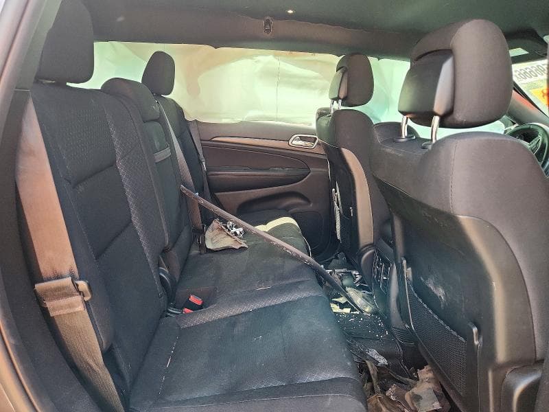 2018 JEEP GRAND CHEROKEE LAREDO 10