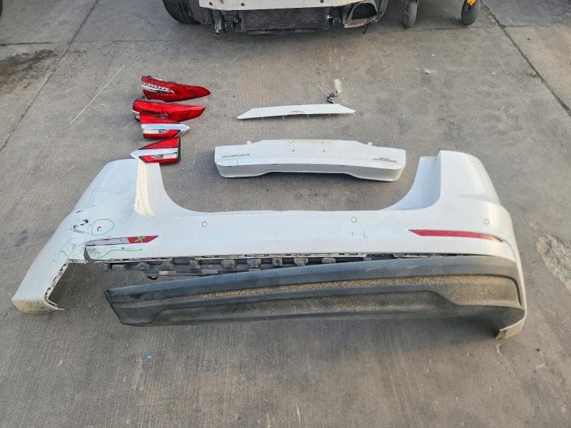 2019 FORD FUSION SE 12