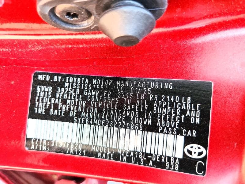 2025 TOYOTA COROLLA LE 12