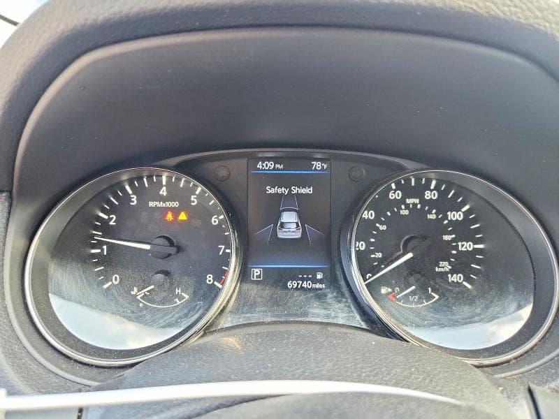 2018 NISSAN ROGUE S 9
