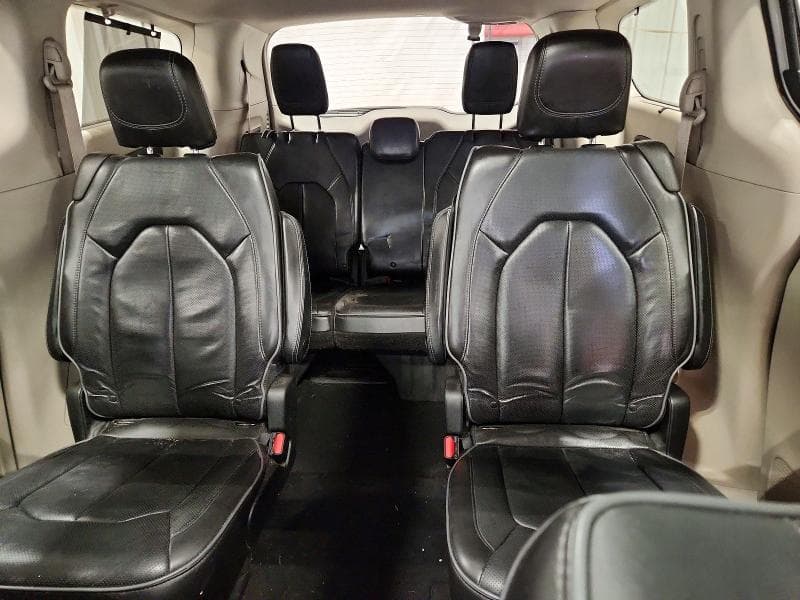 2020 CHRYSLER PACIFICA LIMITED 10