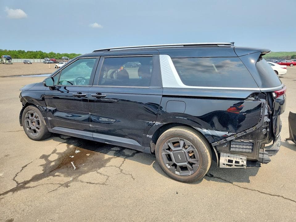 2025 KIA CARNIVAL EX 2
