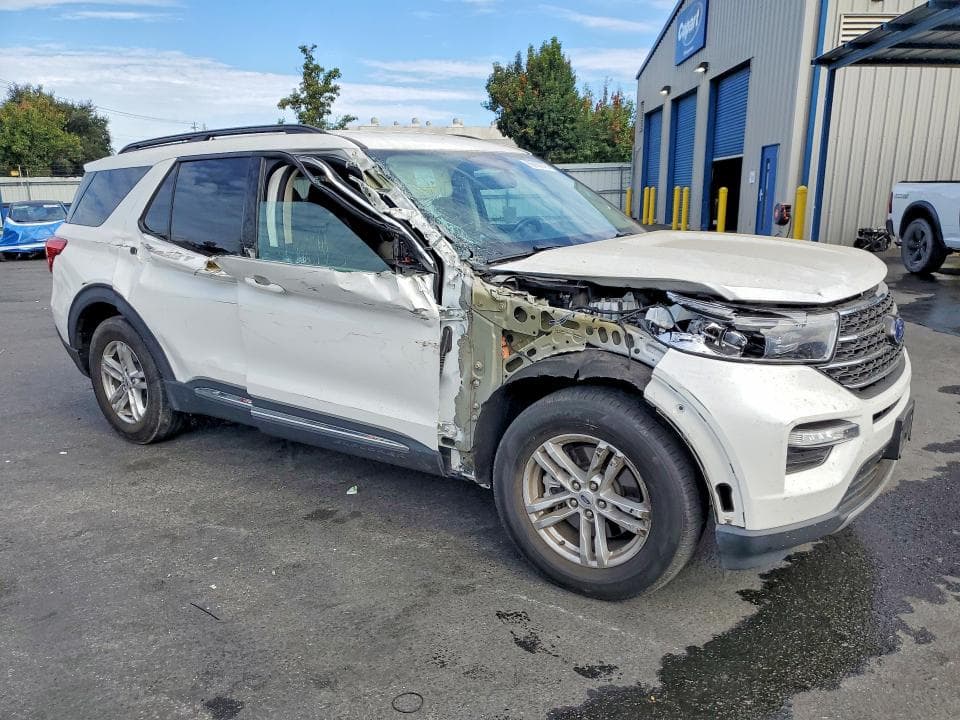 2022 FORD EXPLORER XLT 4