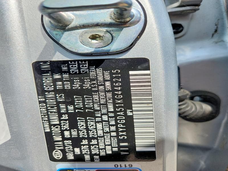 2019 KIA SORENTO LX V6 13