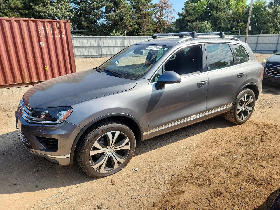 2017 VOLKSWAGEN TOUAREG WOLFSBURG - 1