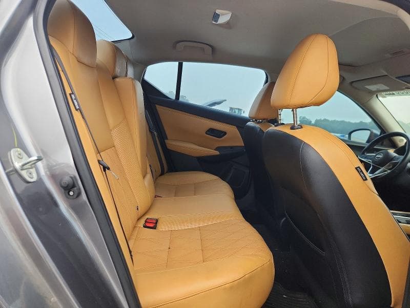 2024 NISSAN SENTRA SV 10