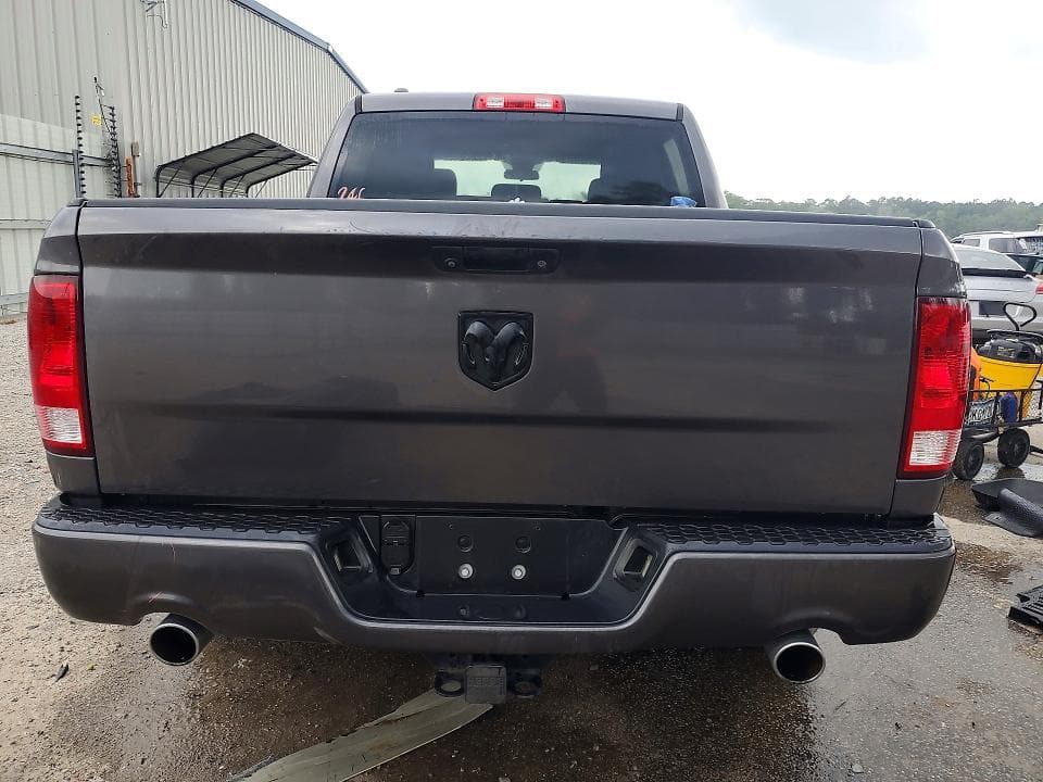 2018 RAM 1500 ST 6