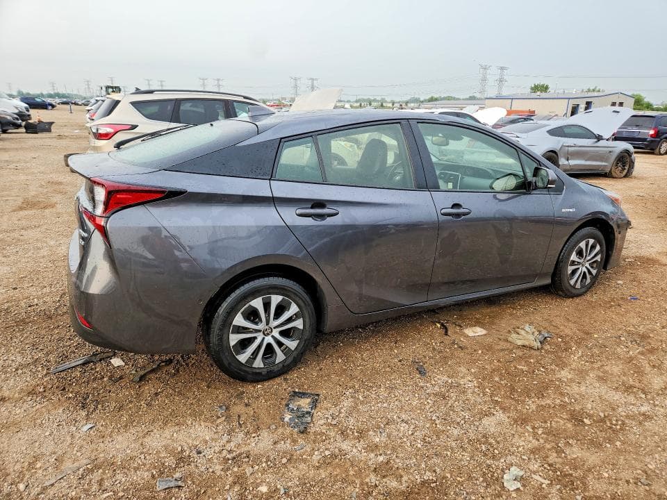 2020 TOYOTA PRIUS XLE AWD-E 3
