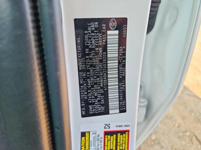 2026 TOYOTA CAMRY SE 12