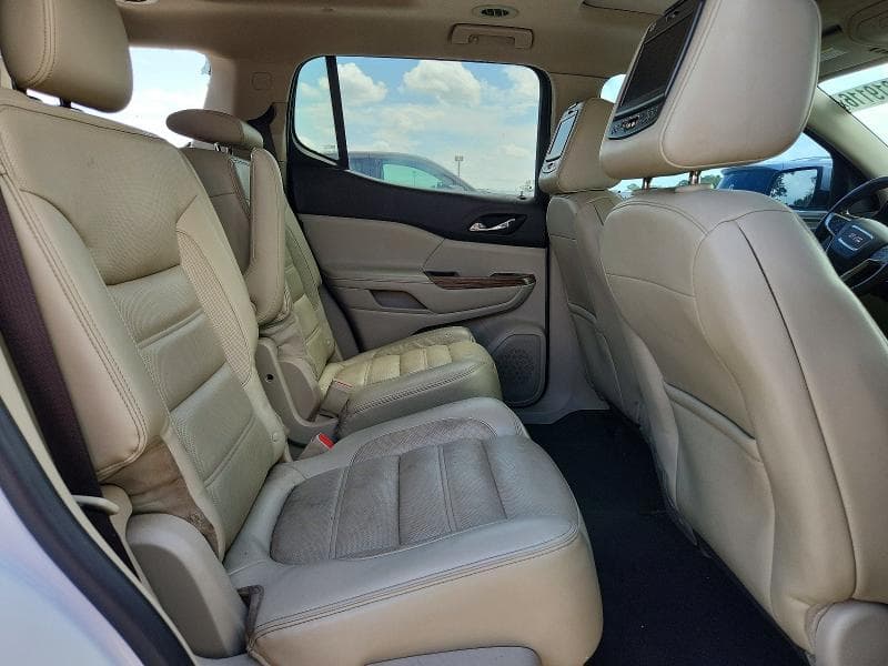 2017 GMC ACADIA DENALI 11
