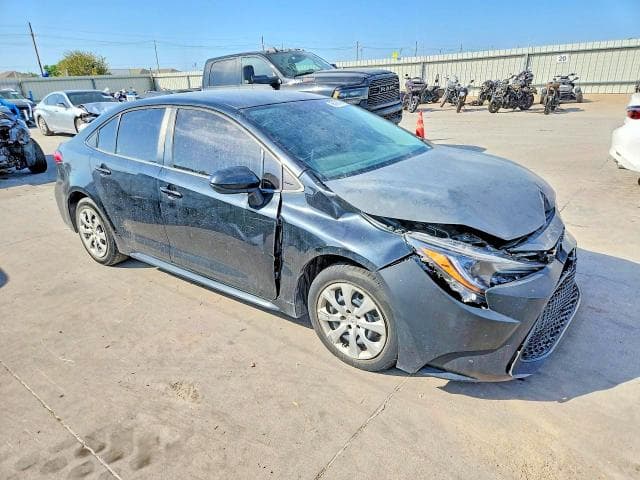 2021 TOYOTA COROLLA LE 4