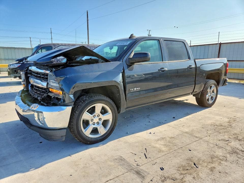 2018 CHEVROLET SILVERADO C1500 LT - 1