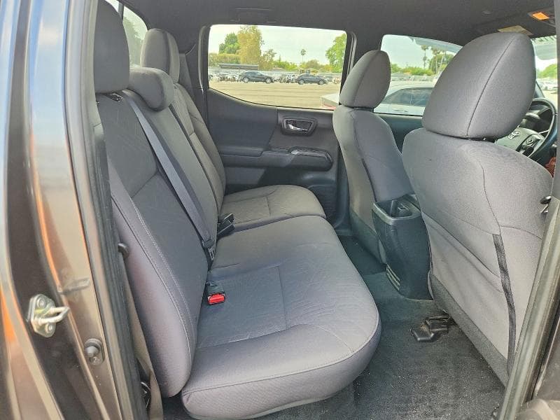 2019 TOYOTA TACOMA TRD SPORT 10