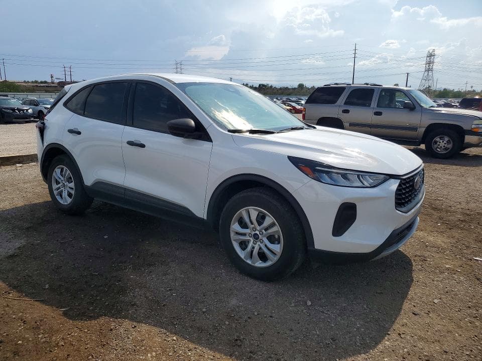 2023 FORD ESCAPE 4