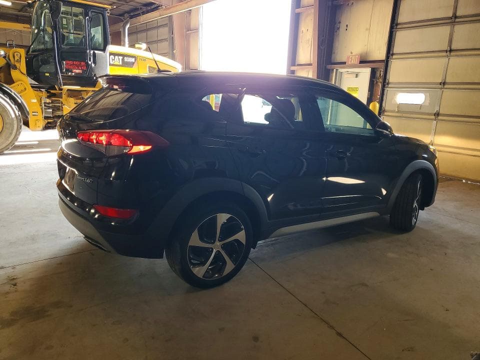 2017 HYUNDAI TUCSON SPORT 3