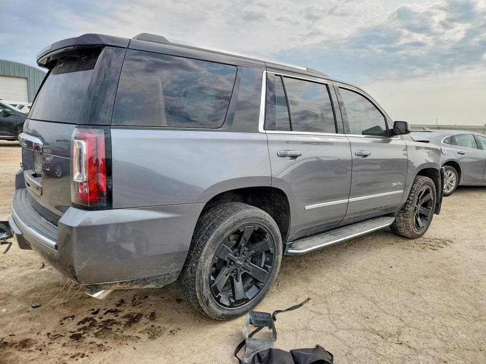 2018 GMC YUKON DENALI 3