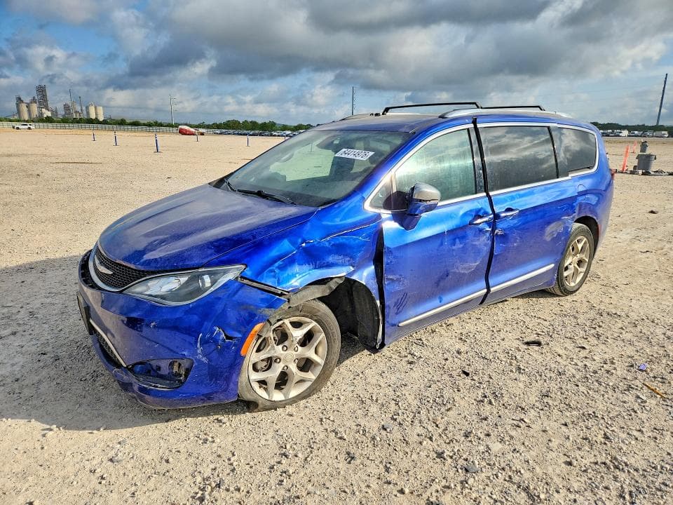 2020 CHRYSLER PACIFICA LIMITED - 1