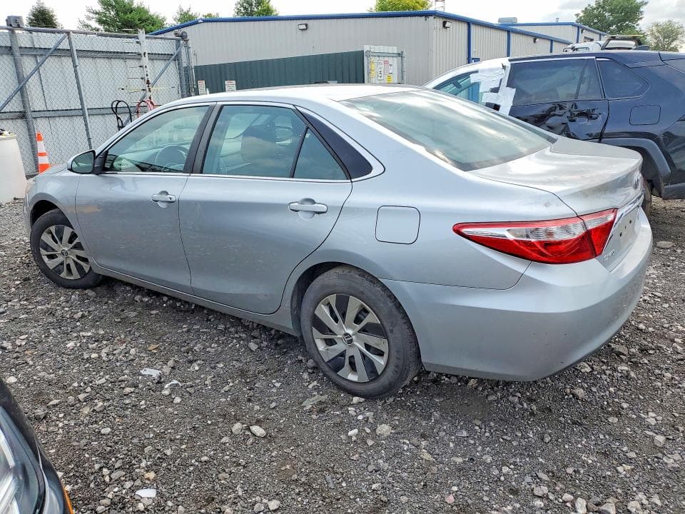 2017 TOYOTA CAMRY LE 2