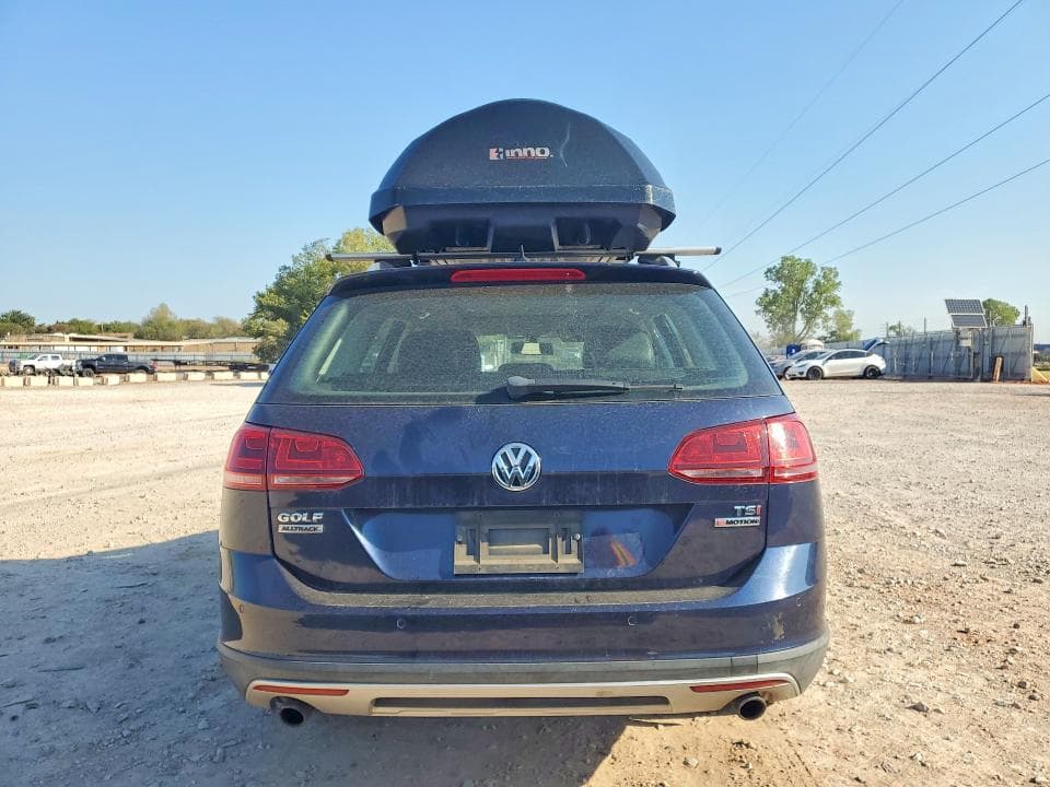 2017 VOLKSWAGEN GOLF ALLTRACK S 6