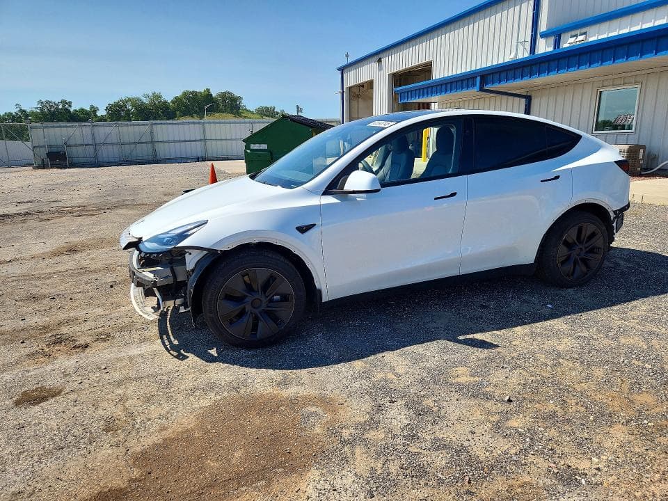 2024 TESLA MODEL Y - 1