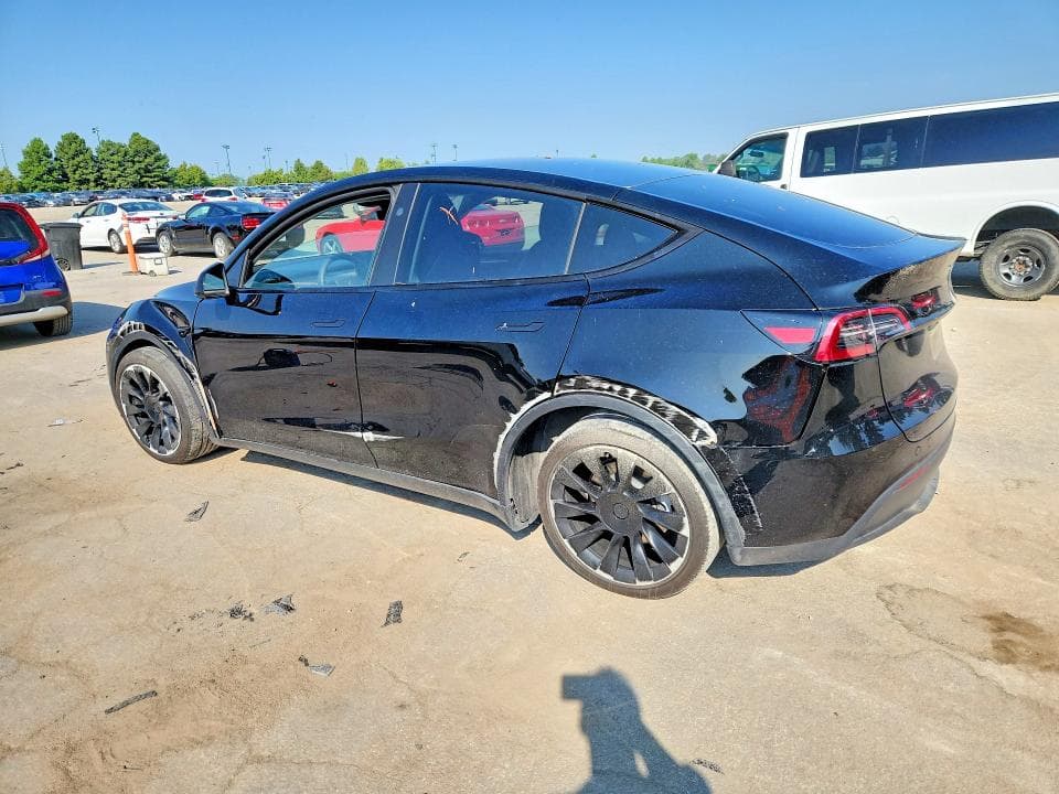 2023 TESLA MODEL Y 2