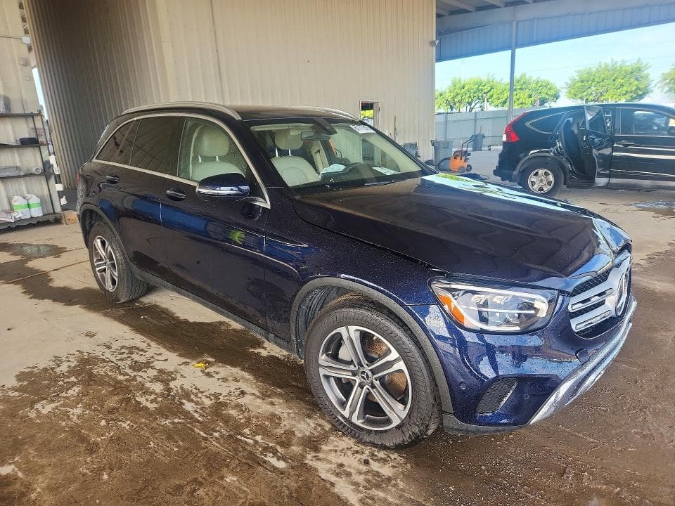 2021 MERCEDES-BENZ GLC 300 4