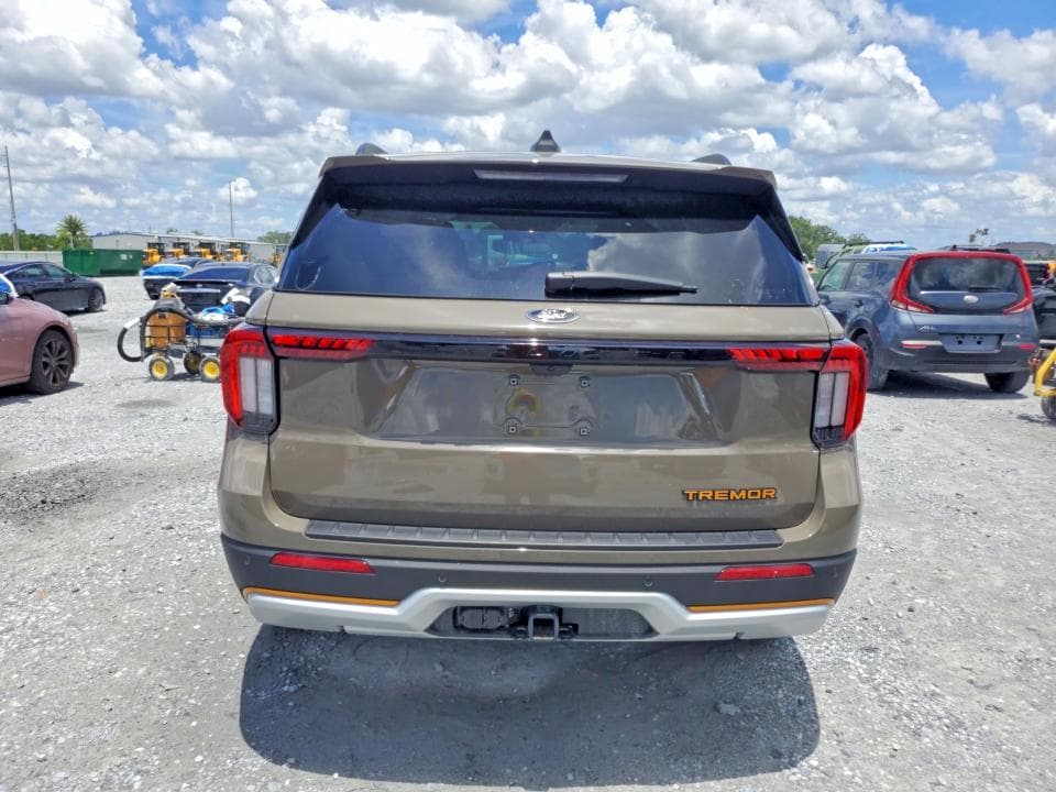 2026 FORD EXPLORER TREMOR 6