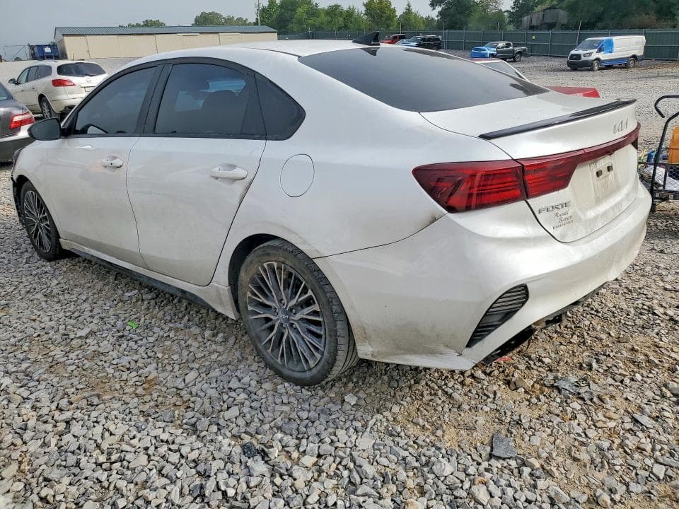 2023 KIA FORTE GT LINE 2