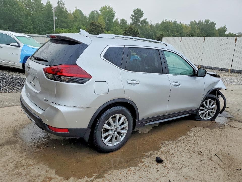 2020 NISSAN ROGUE SV 3