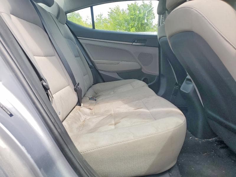 2017 HYUNDAI ELANTRA SE 10